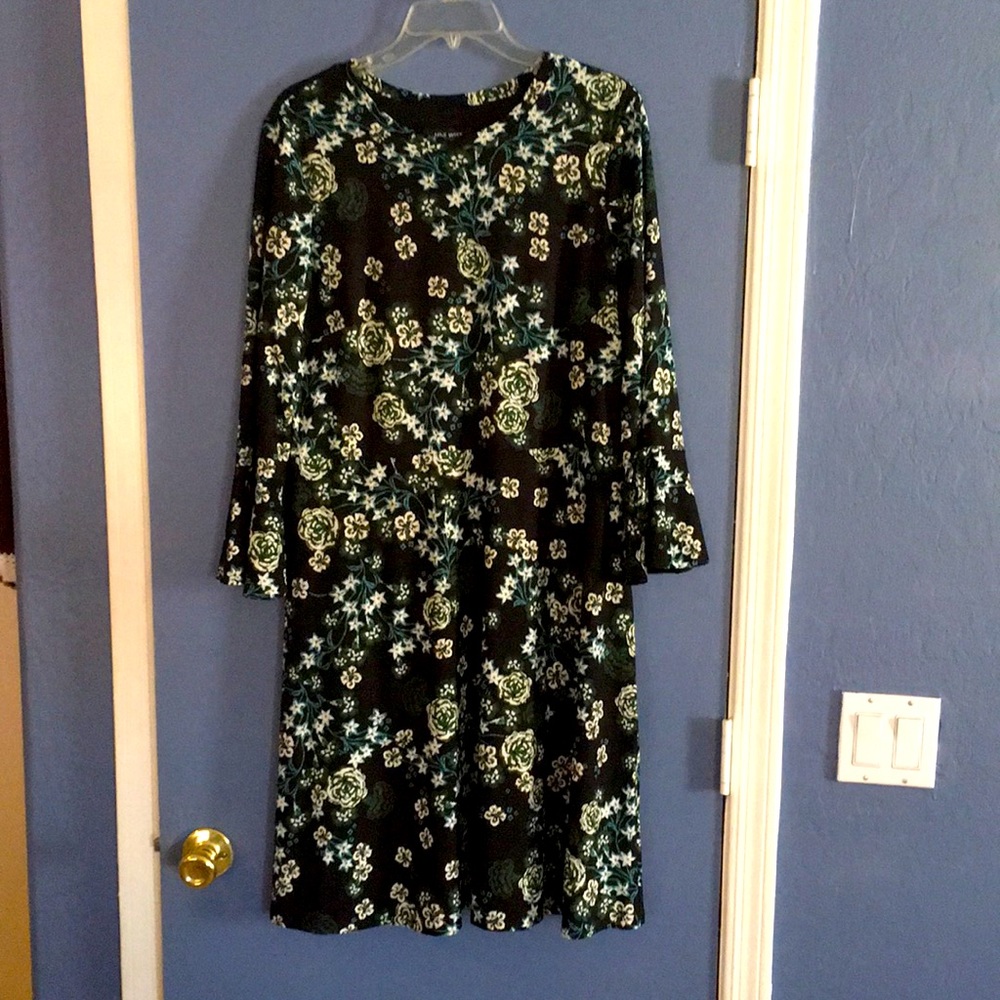 Nine West Beautiful LngSlv Floral Blk/Grn Dress 14